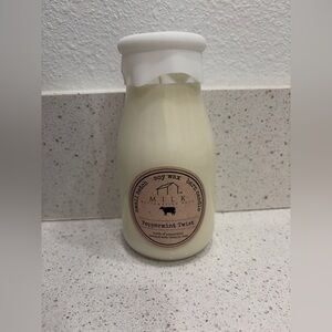 Milkhouse Candle Cream Jar Milk Reclamation Barn Candle Peppermint Twist NEW